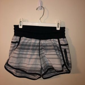 Lululemon size 6 shorts
